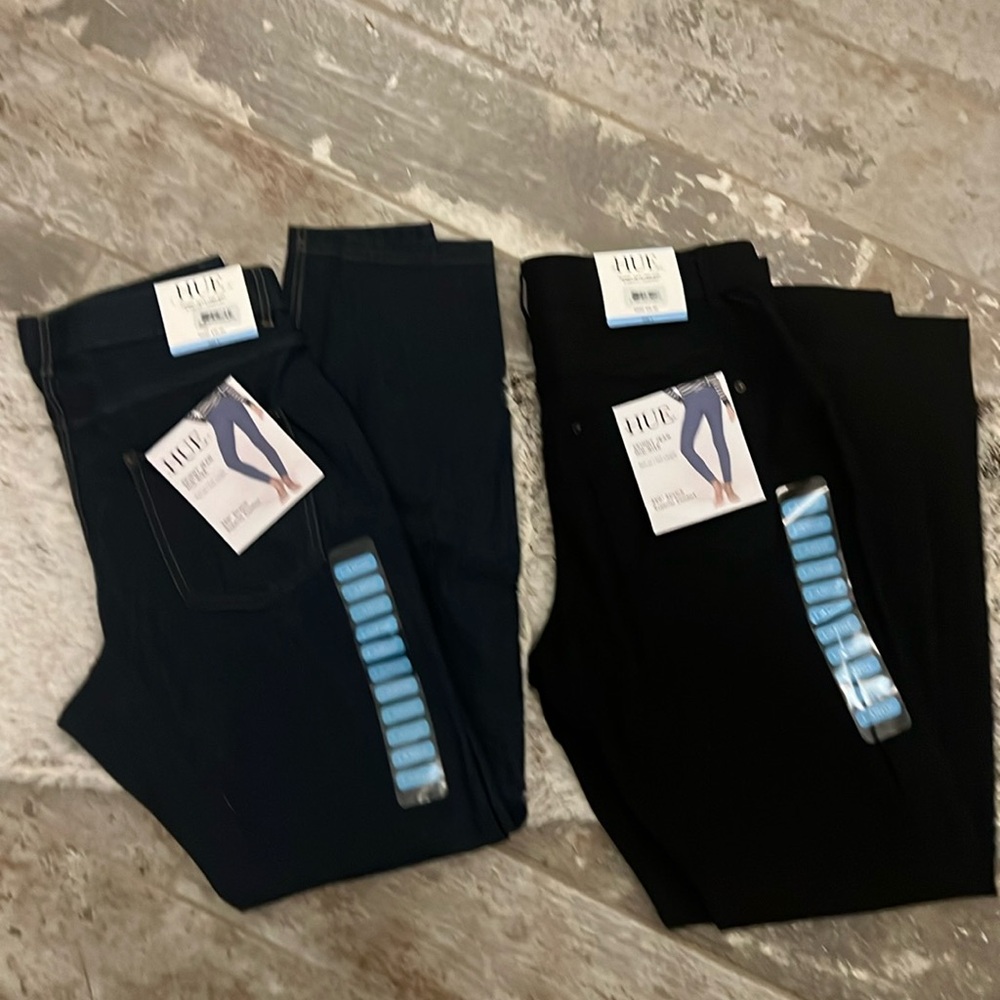 2 Pairs of Hue Skinny Jean